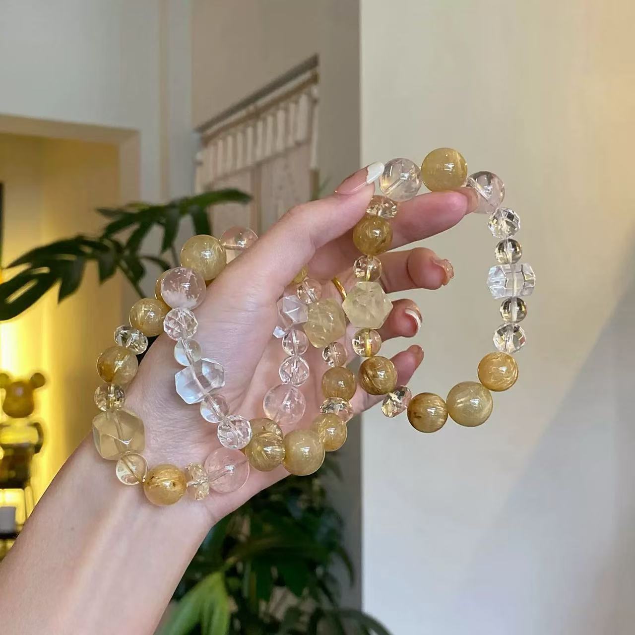 Lumina Aura Harness the Power of Nature with Our Luxurious Crystal Energy Bracelet